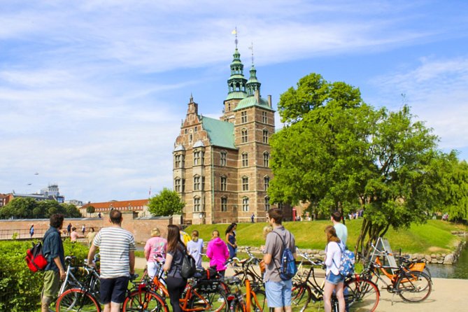 3-hour Copenhagen City Highlights Bike Tour - Christiansborg and the political heart of Denmark