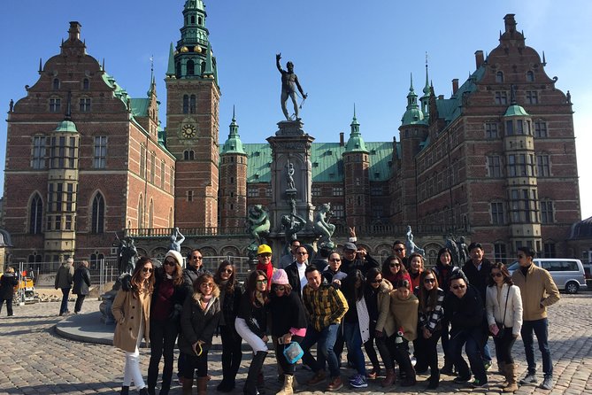 a day at North Zealand Castle Tour - Fredensborg Palace, guards, and a quick royal photo