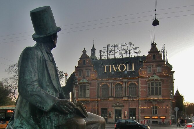 Best of Copenhagen Biking Tour-3 Hours, Small Group max 10 people - The Round Tower and the limits of a short stop