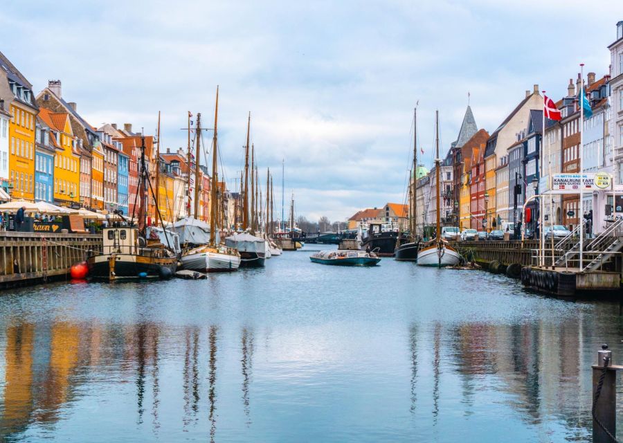 Best of Copenhagen Biking Tour-3 Hours, Small Group max 10 - Starting at Nørreport Station