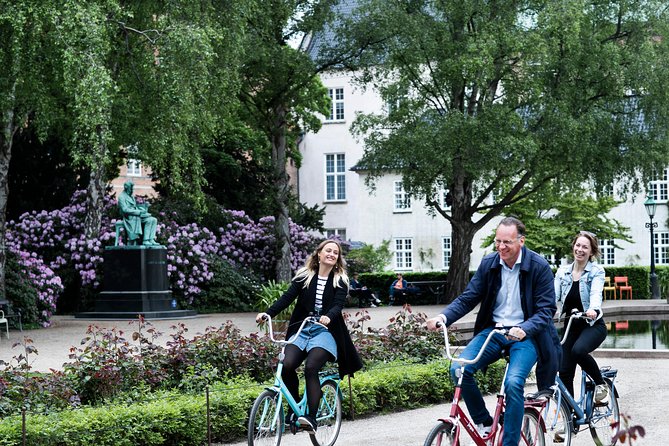 Bike Tour Copenhagen. Private Guide, Concierge Service, Small Grp - Gefion Fountain and the Little Mermaid