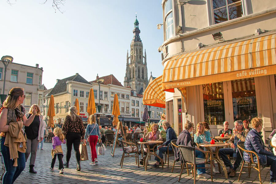 Breda: Highlights tour with local guide - Who will get the most from this Breda walk