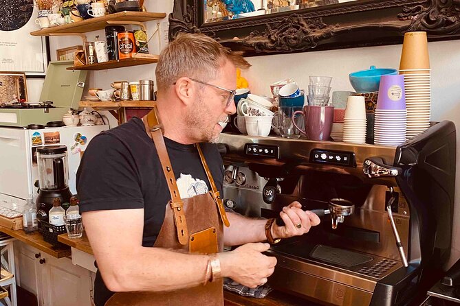 Brew and Brunch Mastering the Perfect Espresso with Breakfast - Learning the espresso method step by step