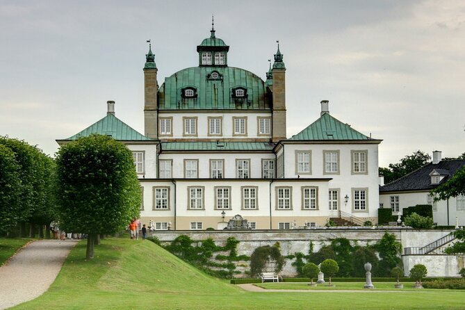 Castles of Kronborg and Frederiksborg from Copenhagen by Car - Fredensborg Palace is a drive-by sight