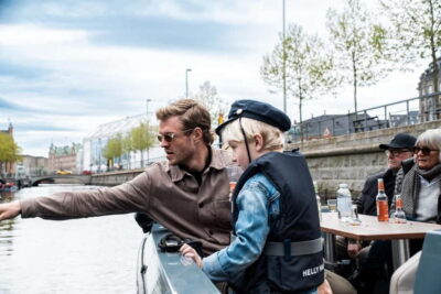 1 or 2-Hour Canal Tour in Silent Electric Boats