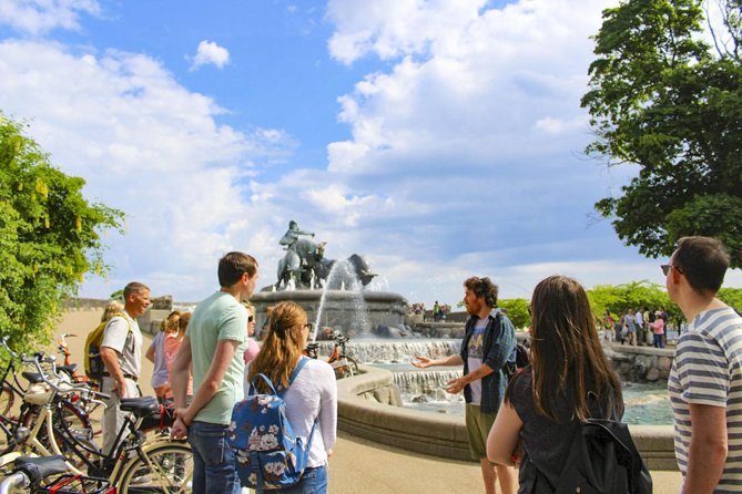 Copenhagen: 3 Hour Private Bike Tour - Rosenborg Castle and Copenhagen’s royal side