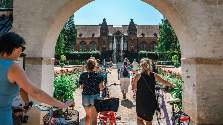 Copenhagen: 3-hour Private Guided Bike Tour - Starting at Vester Voldgade 2