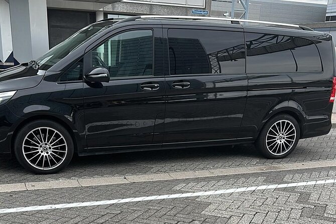 Copenhagen Airport Transfer Service | English Speaking Driver - Who will appreciate this service most?