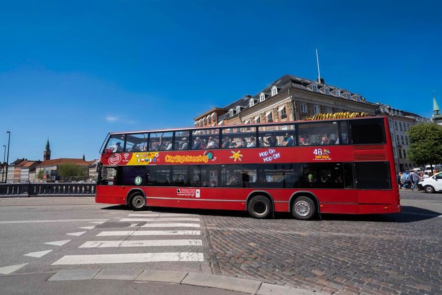 Copenhagen: City Card with 40+ Attractions & Hop-On/Off Bus - Canal Tours Copenhagen and the city from the water