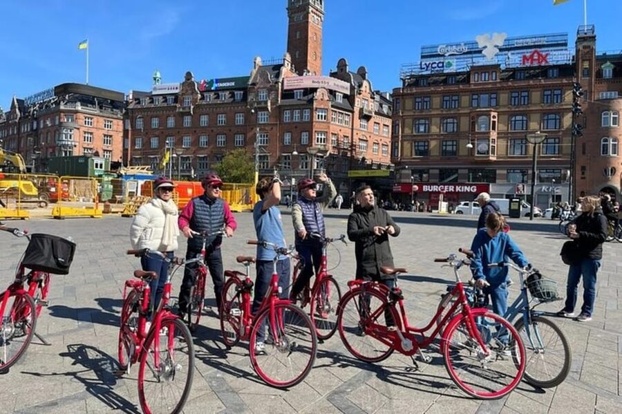 Copenhagen: City Highlights Walking Tour with Local Guide - Gefion Fountain and Copenhagen’s origin story