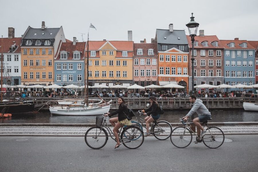 Copenhagen: Express Walk with a Local in 60 minutes - Timing this walk within your Copenhagen visit