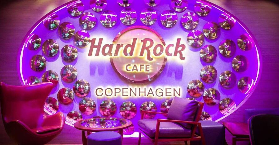 Copenhagen: Hard Rock Cafe with Set Menu for Lunch or Dinner - Choosing between the Acoustic and Electric menus