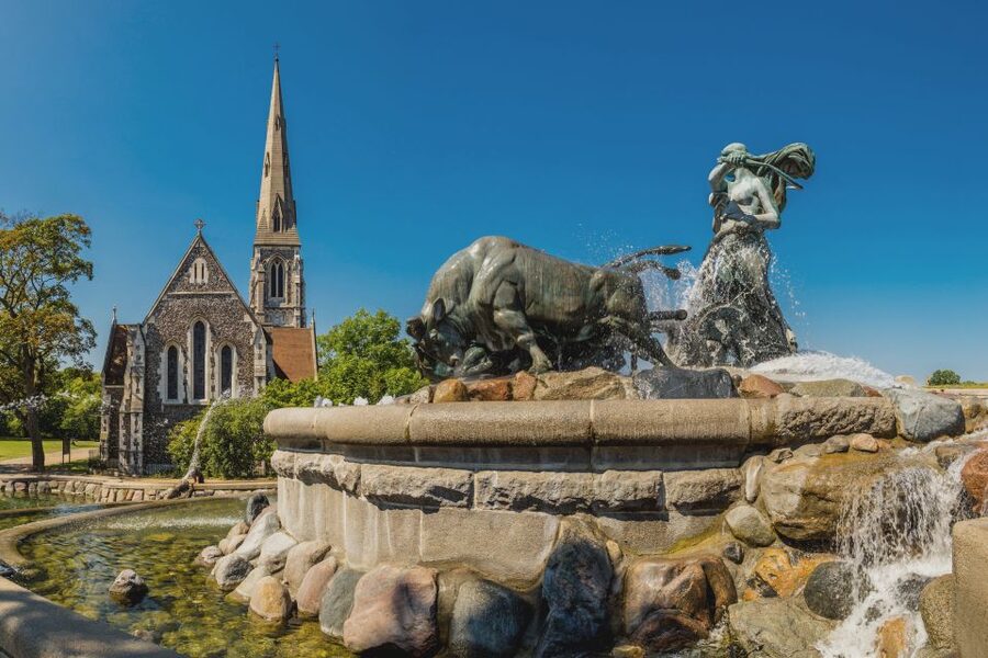 Copenhagen: Highlights & Secrets Private Walking Tour - Gefion Fountain, Kastellet, and the waterfront