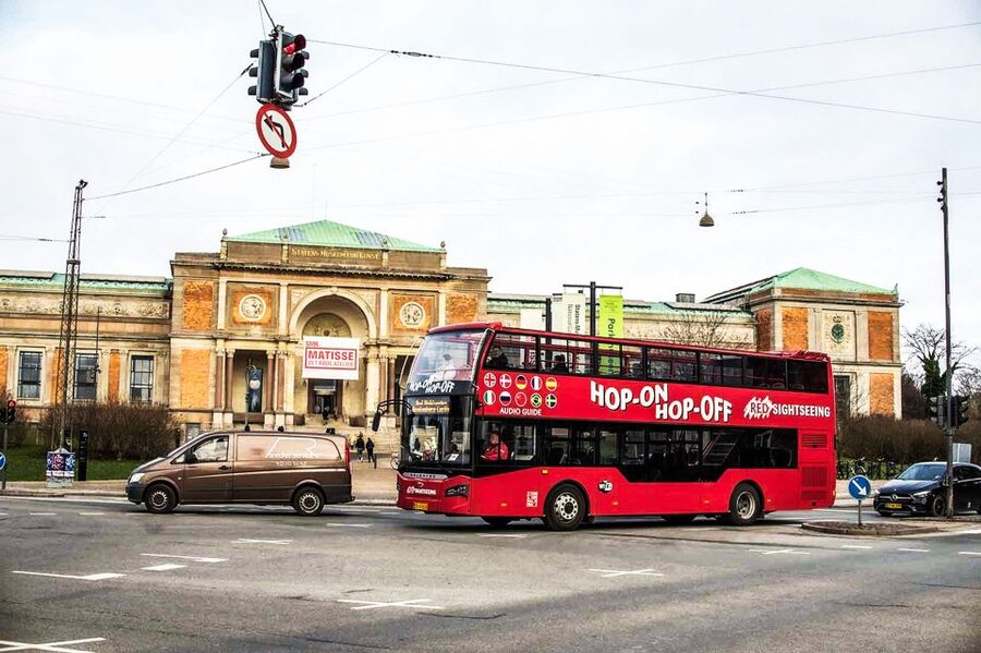 Copenhagen: Hop-On Hop-Off Bus Tour with Boat Tour Option - Christianshavn and the royal center