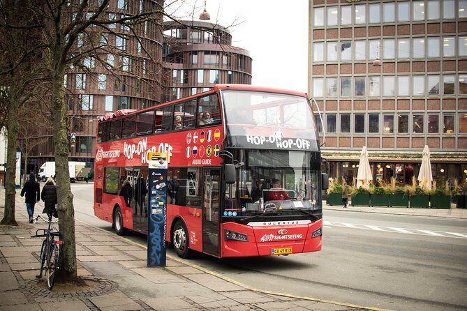 Copenhagen Hop-on Hop-Off Bus with Boat Option - Amalienborg Palace and Designmuseum Danmark