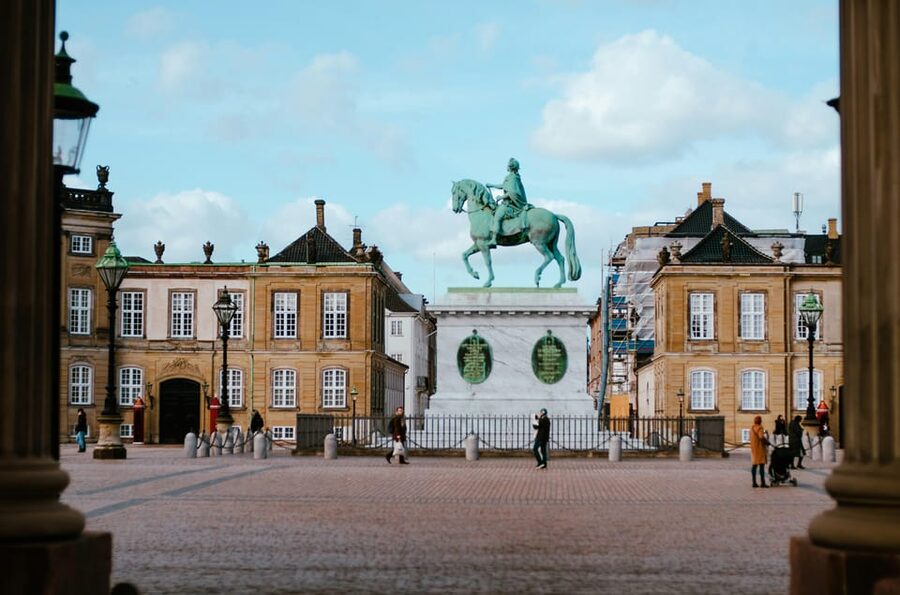 Copenhagen: Hygge & Highlights Walking Tour with Local Guide - What makes this Copenhagen walk worth your time