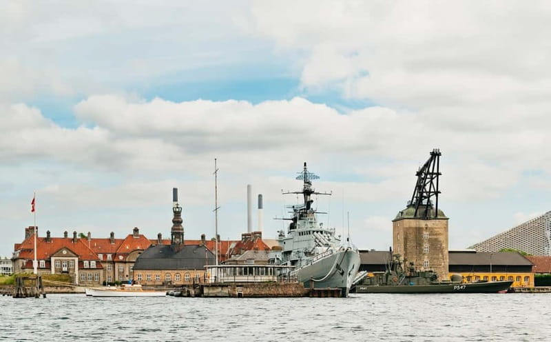 Copenhagen: Old Canals and Hidden Gems Social Boat Tour - Nordhavn and the modern waterfront