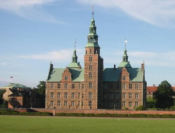 Copenhagen Private Walking Tour with a Local - Key points to know before booking