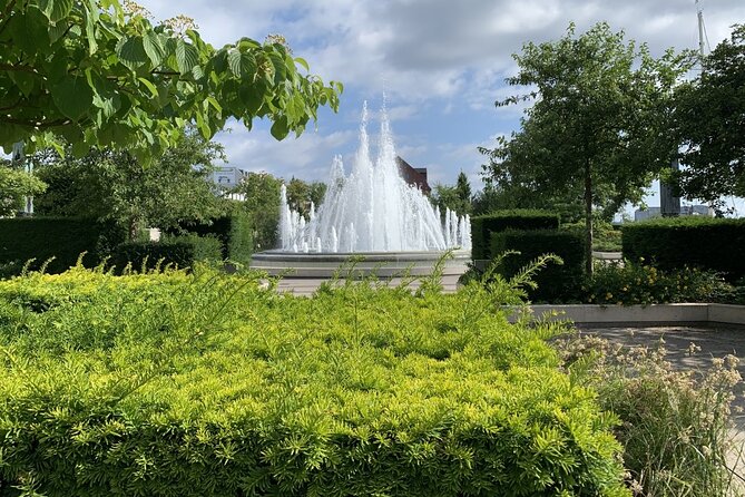 Copenhagen's Royal History: A Self-Guided Walking Tour - The Royal Danish Theatre and Copenhagen’s performance tradition