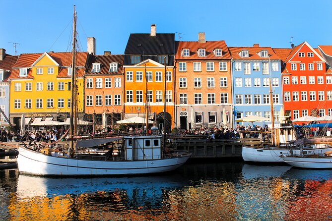 Copenhagen: Self Guided Scavenger Hunt and Tour - Stop one: getting your bearings in central Copenhagen