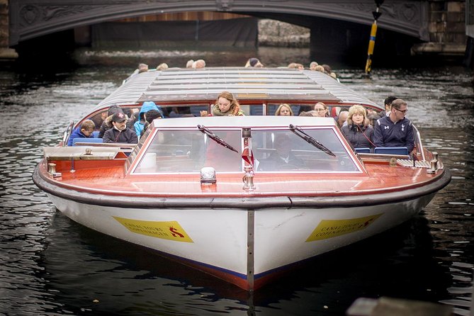 Copenhagen Sightseeing Classic Canal Tour With Live Guide - Our Saviour’s Church and its famous spire