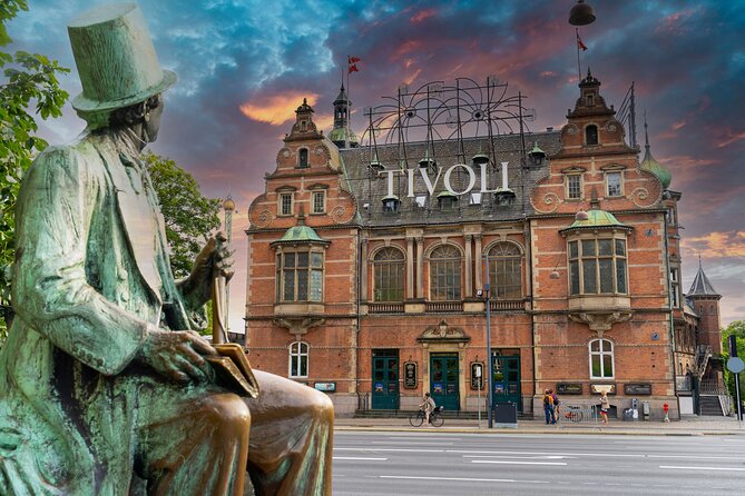 Deluxe Copenhagen Shore Excursion from Cruise Ship Port - Guides, buses, and the human side of the tour