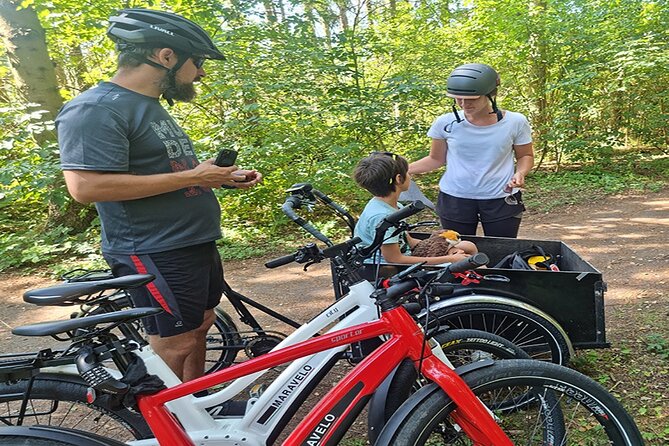 E-biking Northern Forgotten Giants' s Adventure - Teddy Friendly closes the four-sculpture circuit
