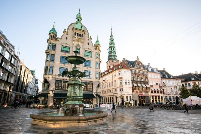 e-Scavenger hunt Copenhagen: Explore the city at your own pace - Food, art, and culture between the major sights
