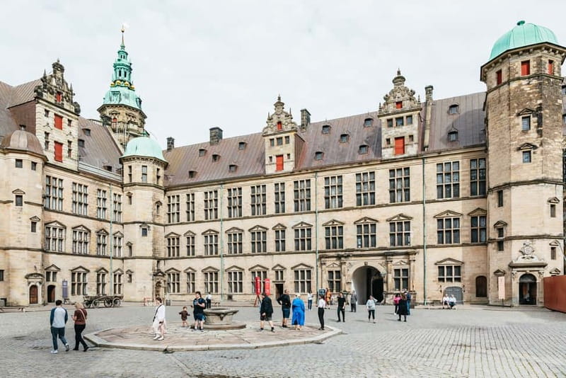 From Copenhagen: Lund and Malmö 2-Country Tour - Kronborg Castle and the coast to Helsingør