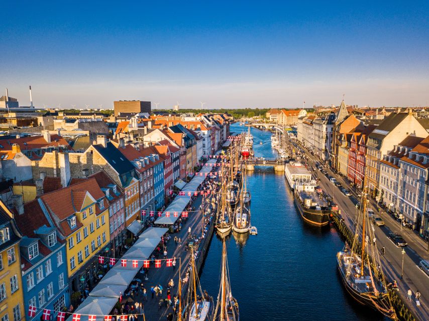 From Copenhagen: Private Frederiksborg Castle Tour - The royal story behind the art collection