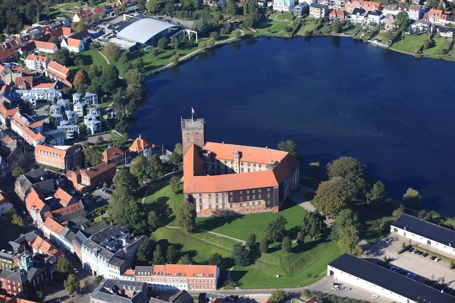 Kolding: Koldinghus Palace Entry Ticket - Exhibitions and the royal dress-up workshop