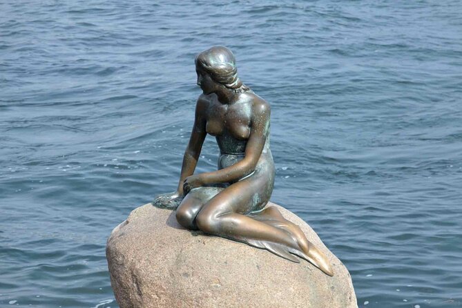 Native Walking Tour to Copenhagen - Nyhavn and the royal quarter