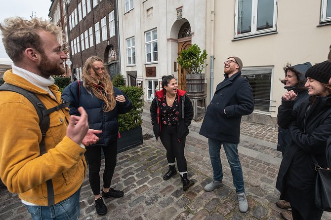Politically Incorrect Private Highlights Walking Tour - Starting at Højbro Plads and meeting Copenhagen’s founders