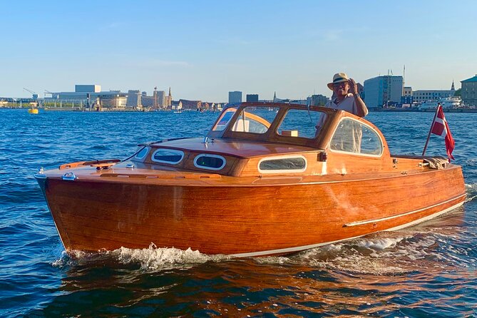Private Copenhagen Boat cruise in Scandinavian mahogany boat - Why the private boat changes the experience