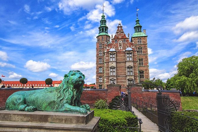Private Copenhagen City Tour with Rosenborg Castle - A four-hour introduction with room to change course