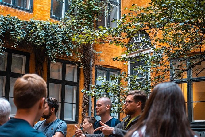 Private Walking Classical Tour of Copenhagen - Finding quiet corners at Gråbrødre Torv