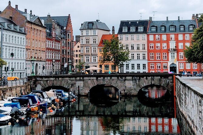 Private Walking Grand Tour of Copenhagen - Amalienborg Palace and the royal quarter