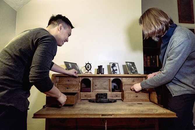 SHERLOCK Escape Room - Timing, transport, and small planning details