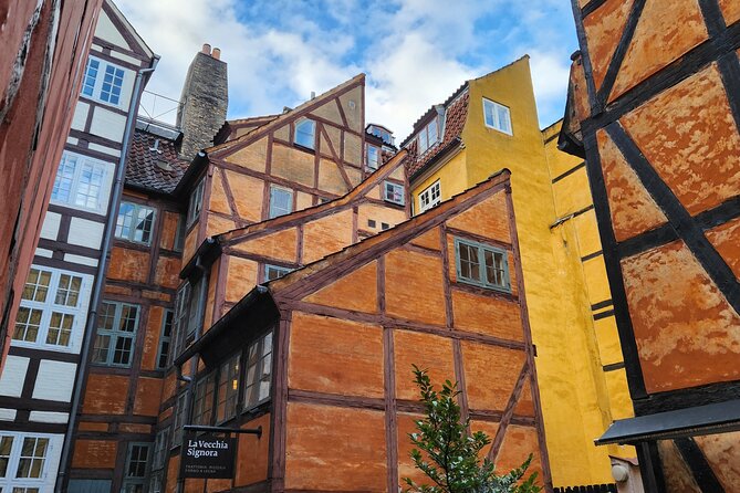 Sights & Gems: Medieval Copenhagen & Nyhavn with a local host - Nyboder and Krusemyntegade: a quieter side of the city