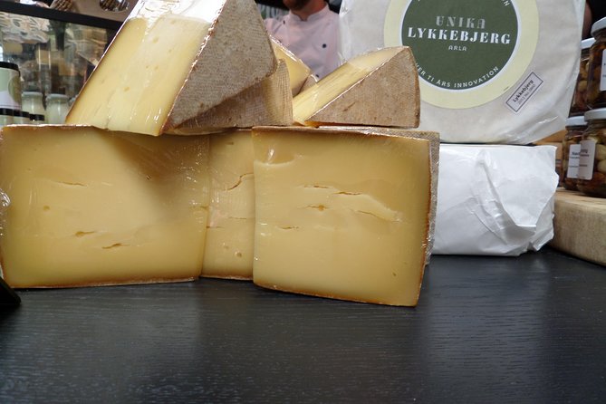 Small-Group Gourmet Evening Walking Tour of Copenhagen with Market Visit and Dinner - What the $142.15 price really buys