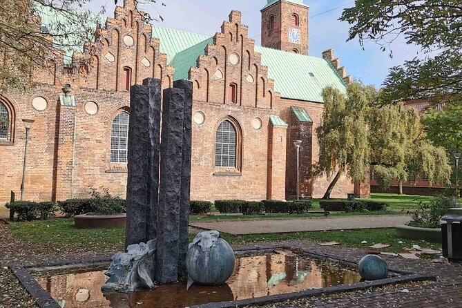 The Ancient Viking Stronghold of Aros: A Self-Guided Audio Tour in Aarhus - Slow down on Millers Street