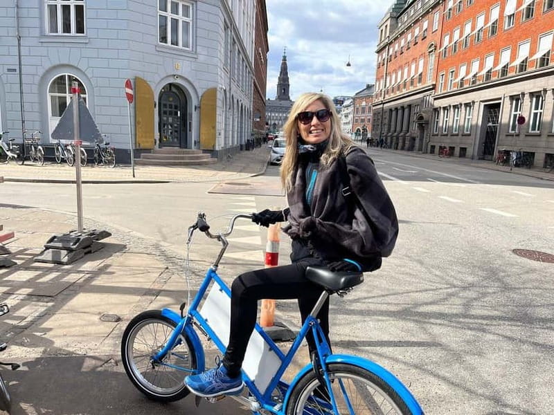 Urban Design and Livability E-bike Tour - Why Copenhagen makes a good cycling classroom