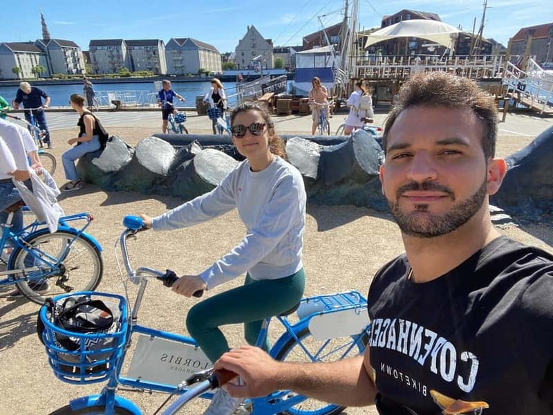 Urban Design and Livability E-bike Tour - A small group, with real advantages and one caution