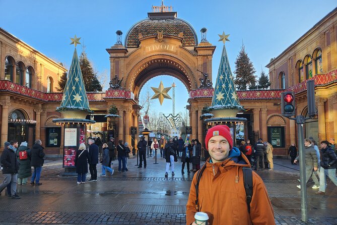 Walk & Canal Tour: Copenhagen Highlights + Changing of the Guards - The 25-minute harbor ferry is the tour’s big variable
